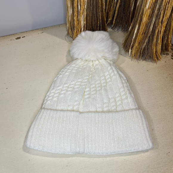 COPY - UGG RHINESTONE BEANIE - Picture 2 of 3